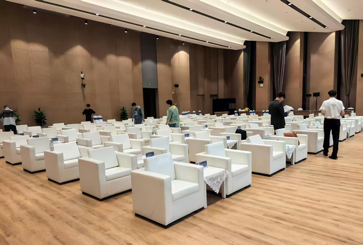 专业助力盛会 武汉沙发茶几租赁与会议会展活动供应一站式解决方案